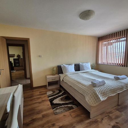 Paradise Apartment - Breathtaking View Veliko Tarnovo Exterior photo